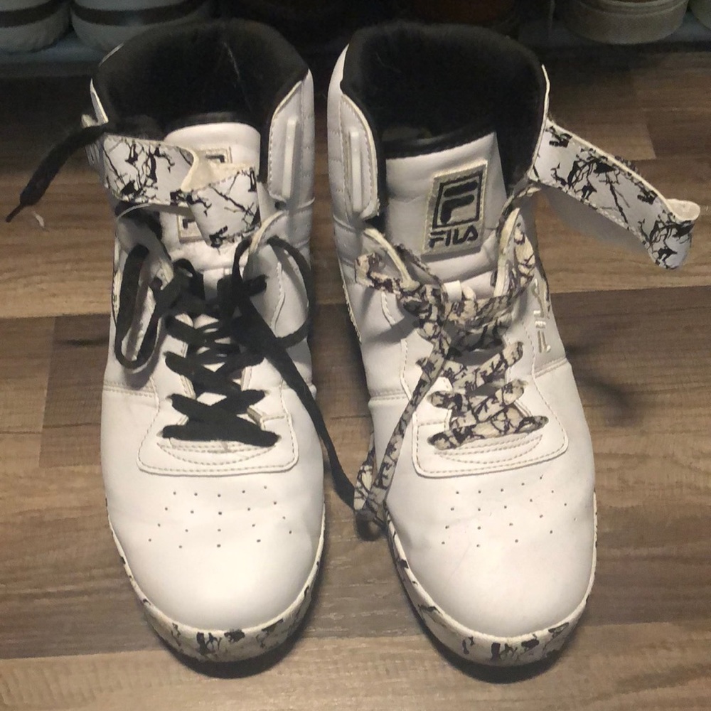 EUC men’s shoes